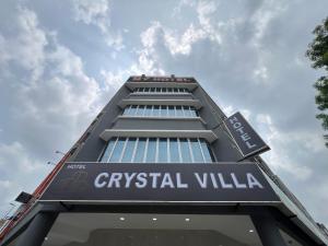 hotel crystal villa