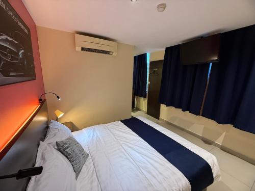 hotel crystal villa