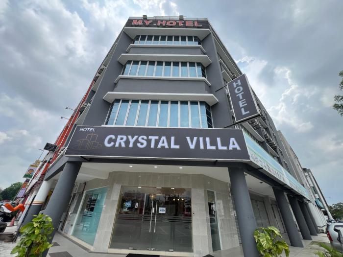 hotel crystal villa