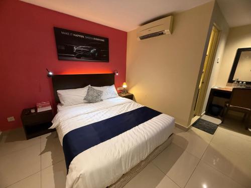 Hotel Crystal Villa,,3 star