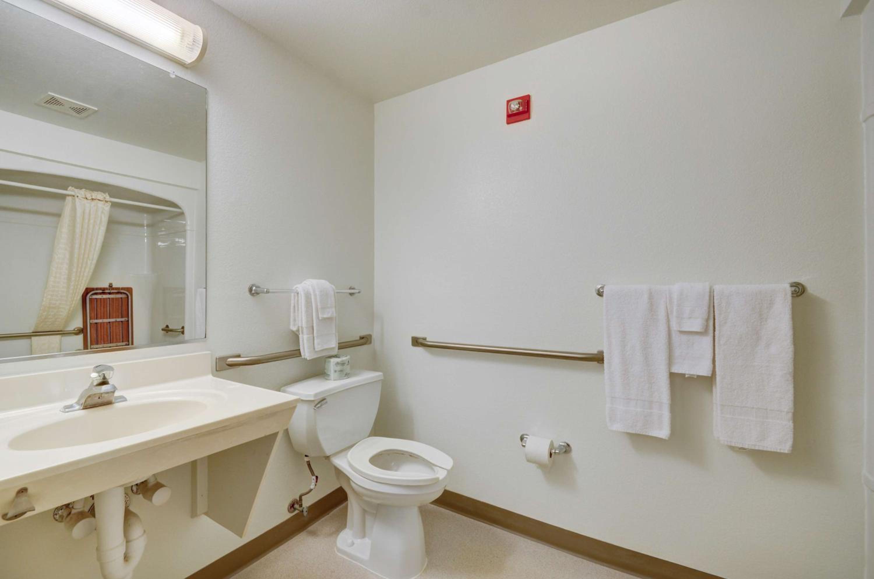 rodeway inn fishers indianapolis