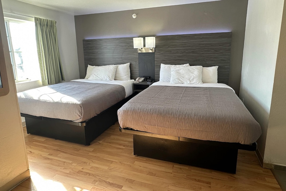 rodeway inn fishers indianapolis