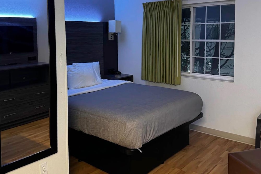 rodeway inn fishers indianapolis