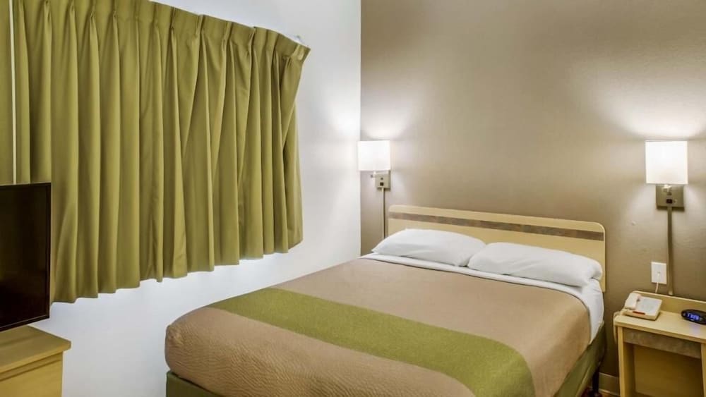 rodeway inn fishers indianapolis