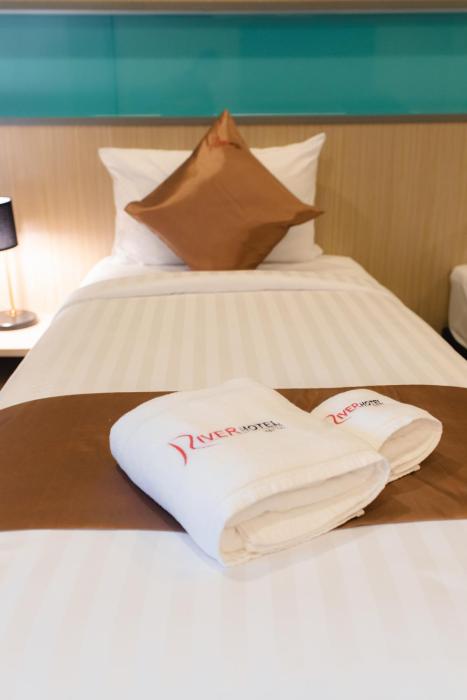 river hotel hatyai