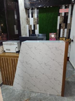 Hotel Madhur,,3 star