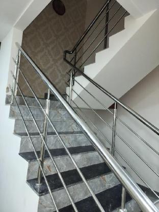 Hotel Madhur,,3 star