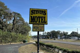 stevens motel