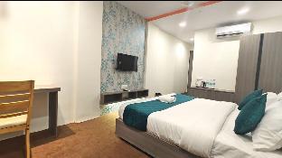 hotel the divine inn