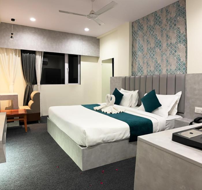 hotel the divine inn