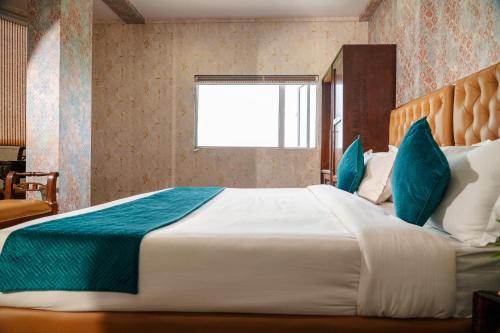 hotel the divine inn