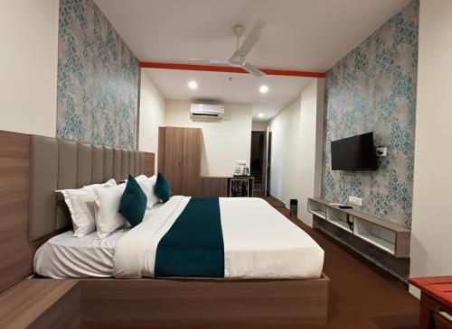 hotel the divine inn