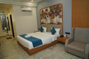 hotel leelas