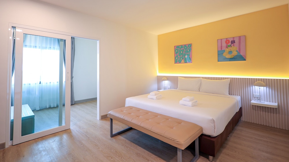 b2 ubon airport premier hotel