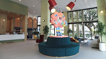 b2 ubon airport premier hotel