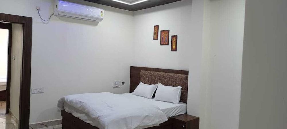 hotel royal sagar by grb