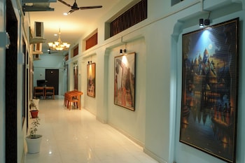 hotel ramlalla palace