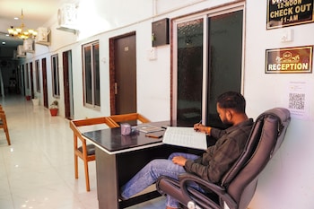 hotel ramlalla palace