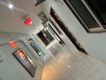 hotel ramlalla palace