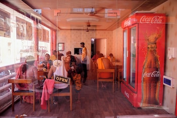 hotel ramlalla palace