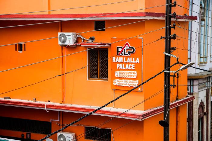 hotel ramlalla palace