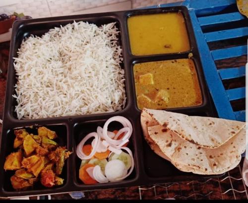 hotel ramlalla palace