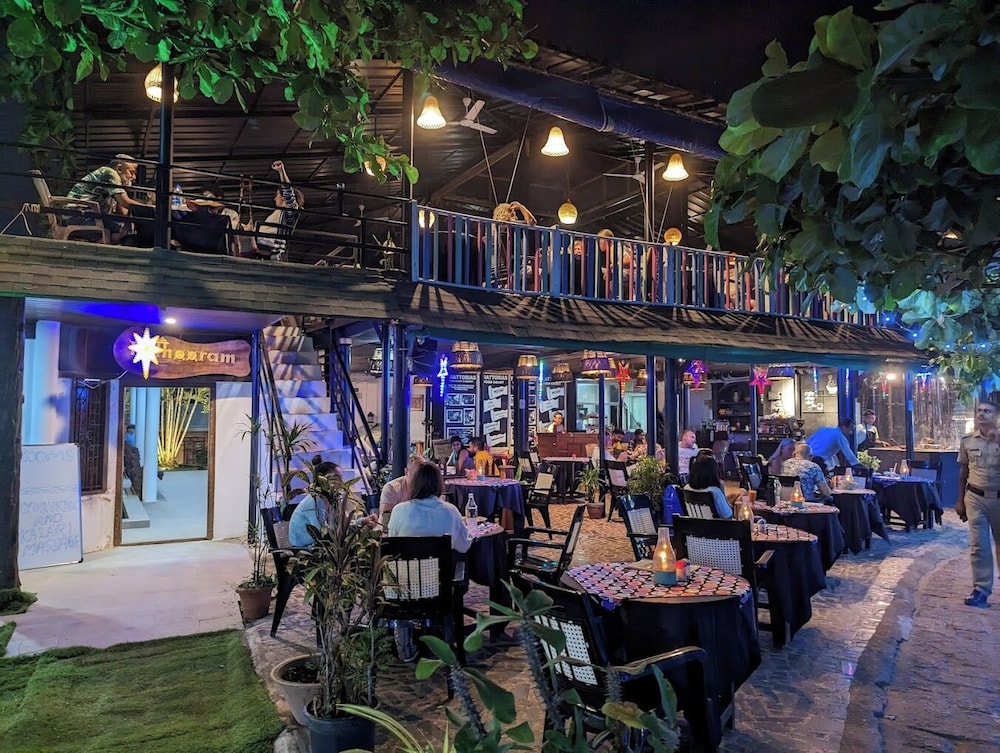 puthooram sea view resort varkala