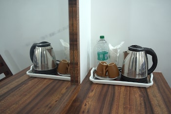 puthooram sea view resort varkala