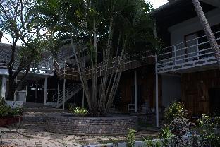 puthooram sea view resort varkala