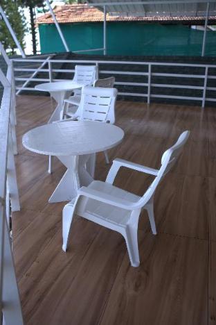 puthooram sea view resort varkala