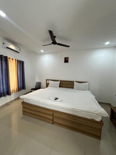 grand in parassini by staymax