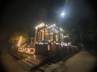 groomgo the grand mansion noida