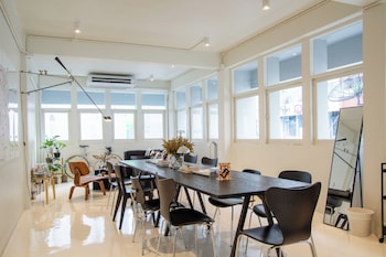 Dear Sunday Hometel Bangkok,,3 star