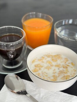 dear sunday hometel bangkok