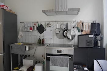 dear sunday hometel bangkok