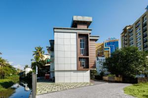 The Lotaz Hotel,,3 star