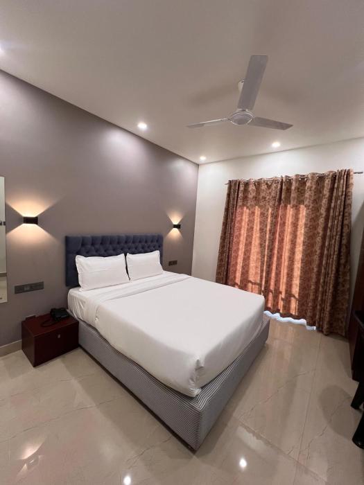 the lotaz hotel