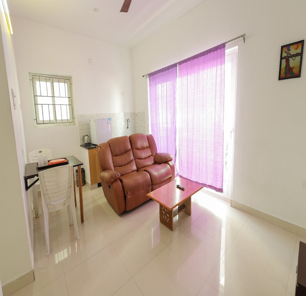kovalam studio villa