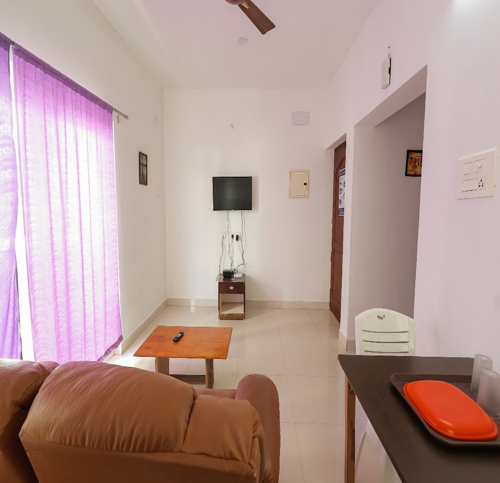 kovalam studio villa
