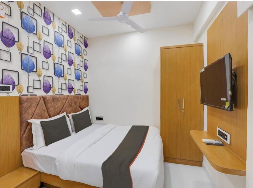 hotel exotic