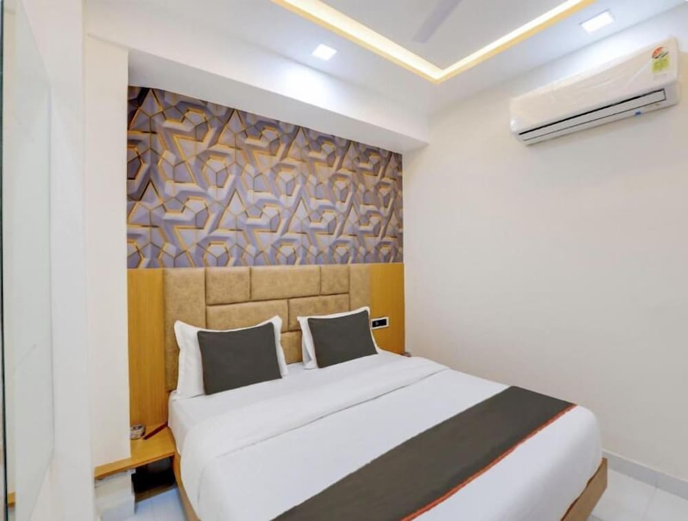 hotel exotic