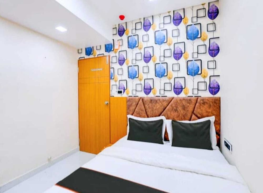 hotel exotic