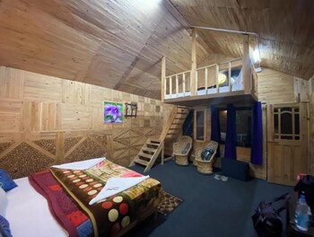 bluepoppy resort auli