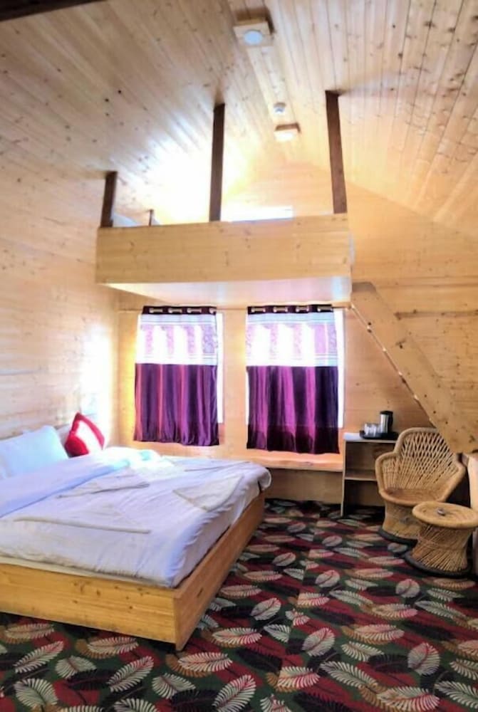 bluepoppy resort auli