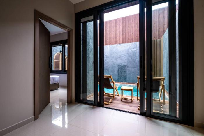 tonnam pool villa