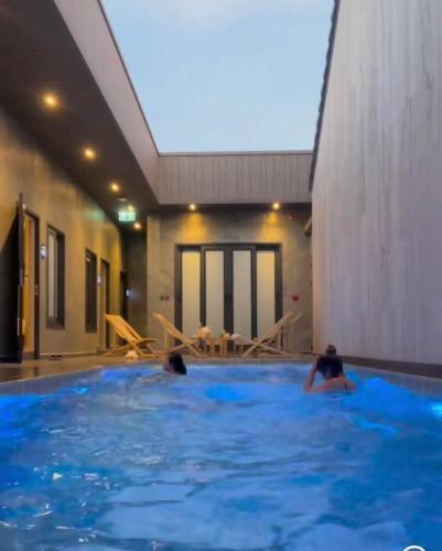 tonnam pool villa