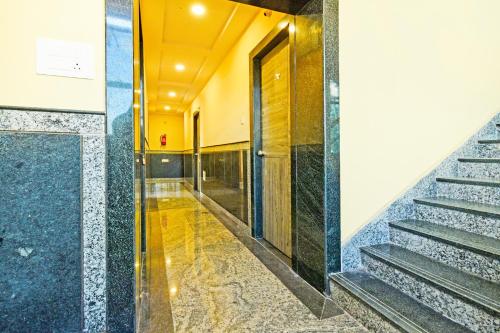 Hotel O Vaishnavi Grand,,3 star