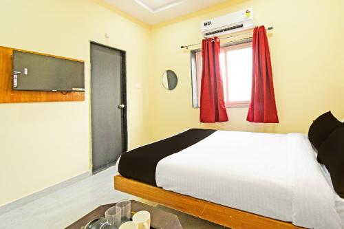 Hotel O Vaishnavi Grand,,3 star