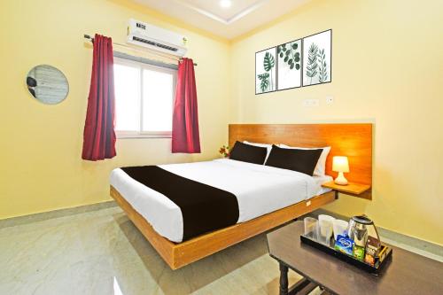 Hotel O Vaishnavi Grand,,3 star