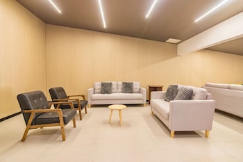 marc co living